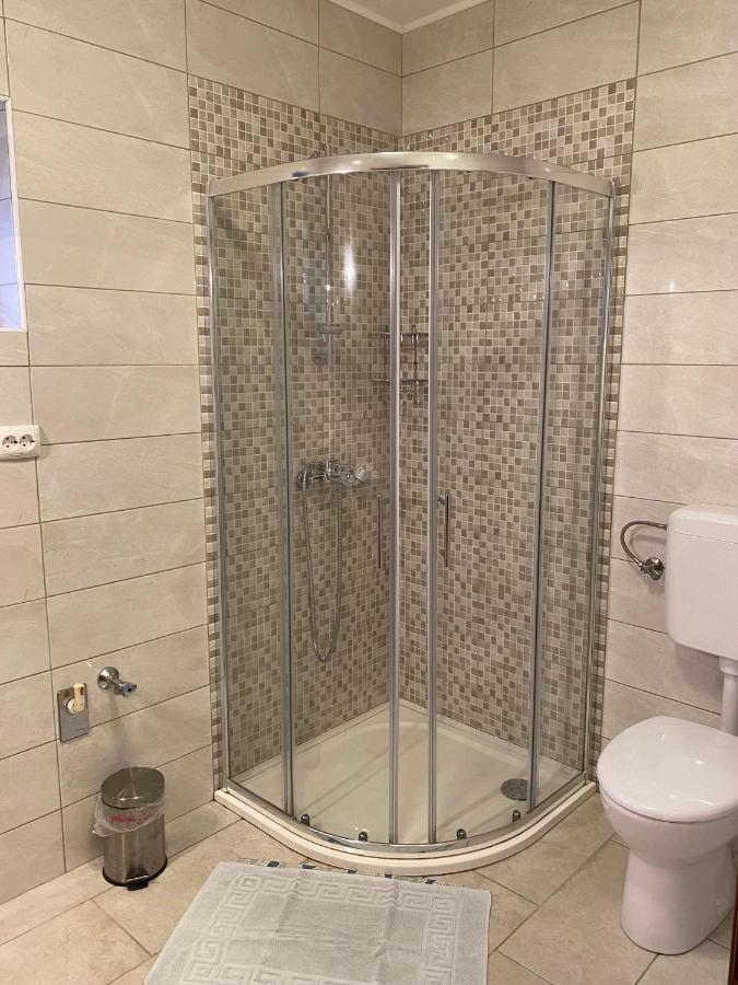 Apartment Mare Krk Milohnici Eksteriør bilde